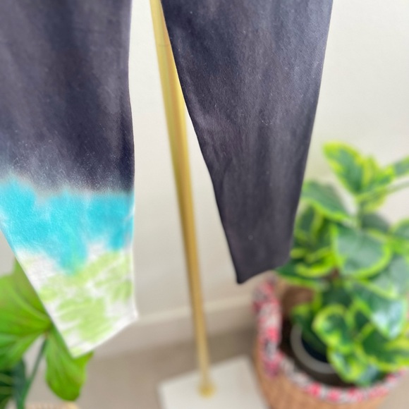 Electric & Rose - Picture 5 of 10